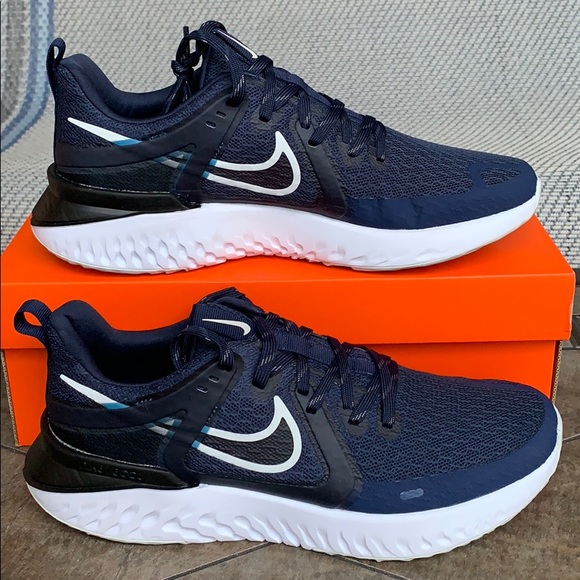 NIKE LEGEND REACT 2 midnight navy/pure platinum - Picture 2 of 16